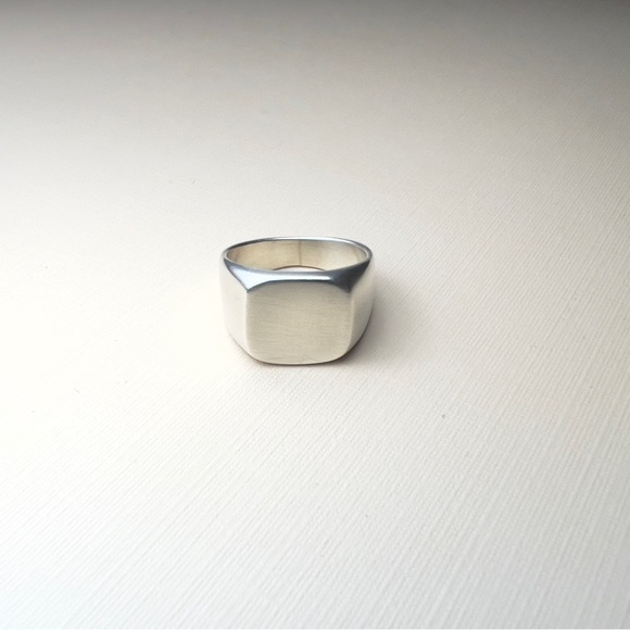 NEW CHAN LUU Ring Signet Ring SQUARE Ring Sterling Silver Ring Size 4 - Picture 4 of 7